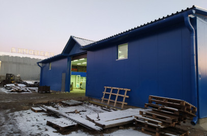 Новости — Строительство ангара для разборки грузовиков — фото