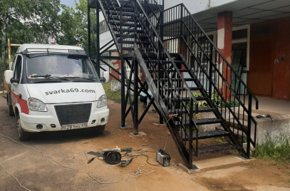 Новости — Пожарная эвакуационная лестница — фото