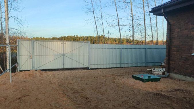 Заборы из профлиста