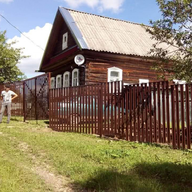 Заборы, Ворота - фото наших работ — забор из металлоштакетника — фото