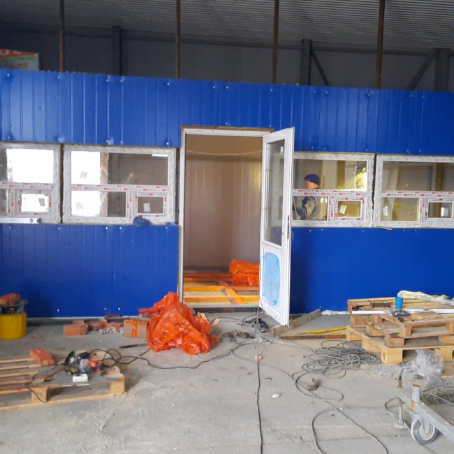 Строительство ангаров — офисное помещение в ангаре — фото