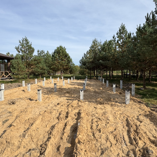 Фундаменты — ж/б сваи — фото